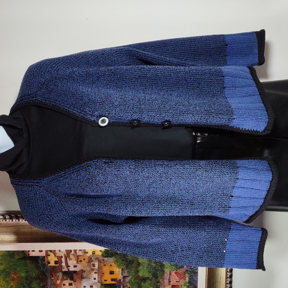 Fia Italia Handloomed Cardigan Sweater - Picture 3 of 8